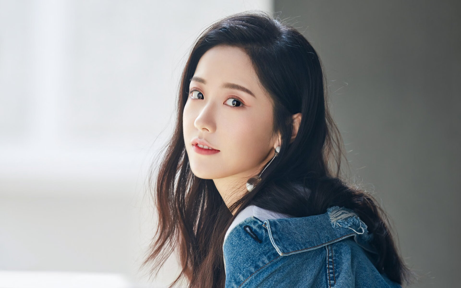 从悬崖到高地，黄鸭组合一役扛起印度羽球复兴希望