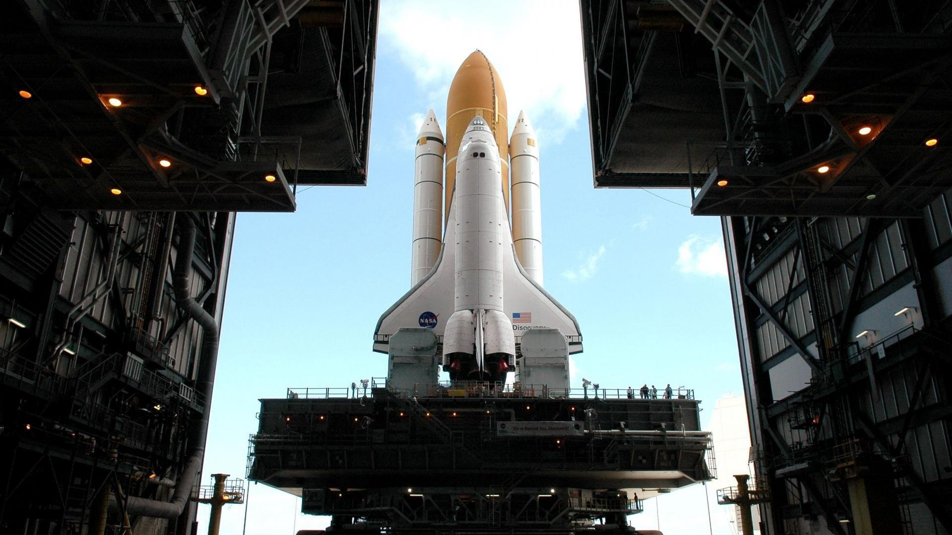 绿茵场上的冰与火之歌,阿克一鸣惊人,爱尔兰铁骑碾碎红军不败神话