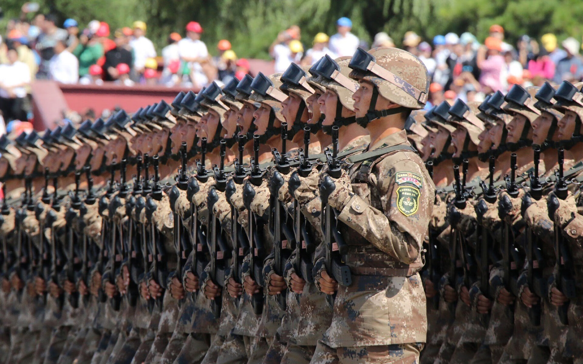 终场哨与终场哨之间，两种强行终结的时空对话